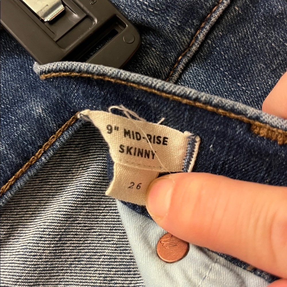 Madewell 9” mid rise skinny Jeans size 26 - Picture 5 of 10